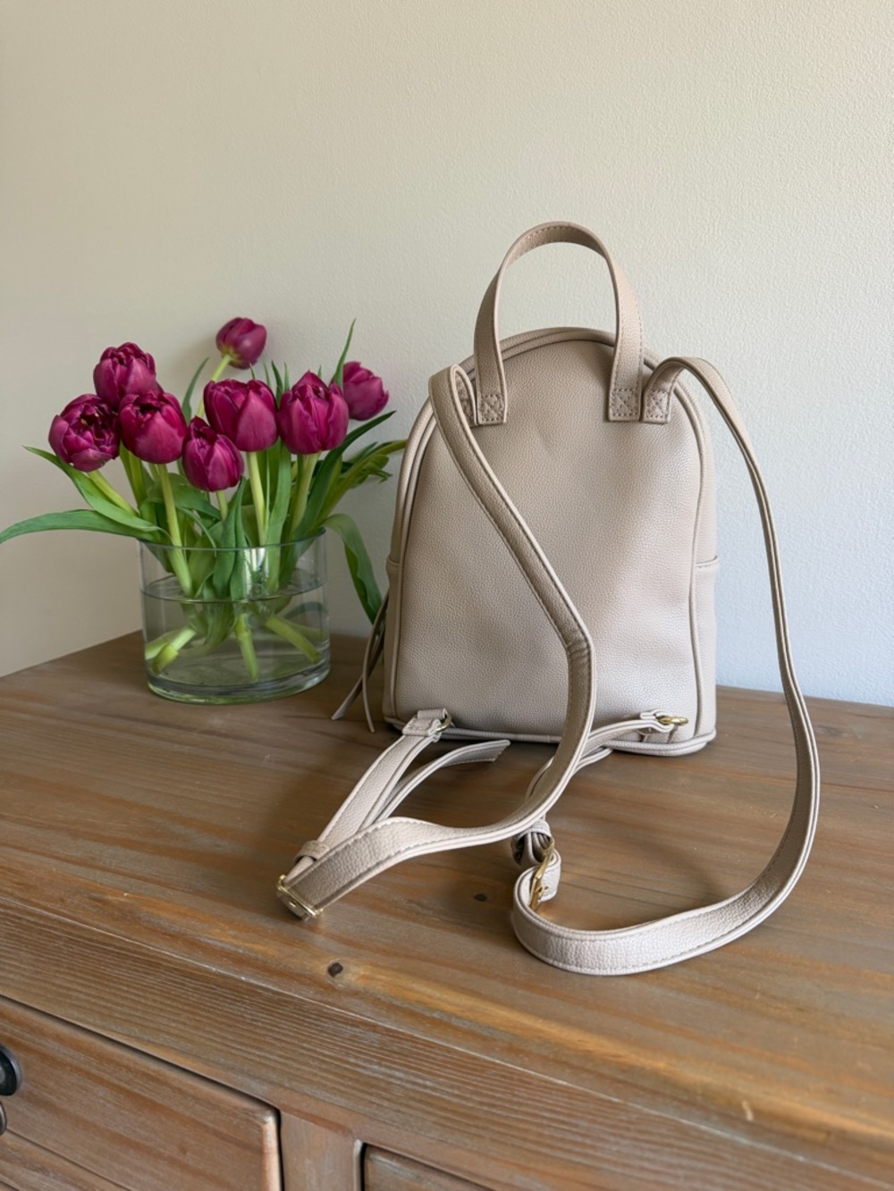 KATIE LOXTON Isla backpack light taupe- LIKE NEW Mom Bag Purse Basic - Picture 4 of 11